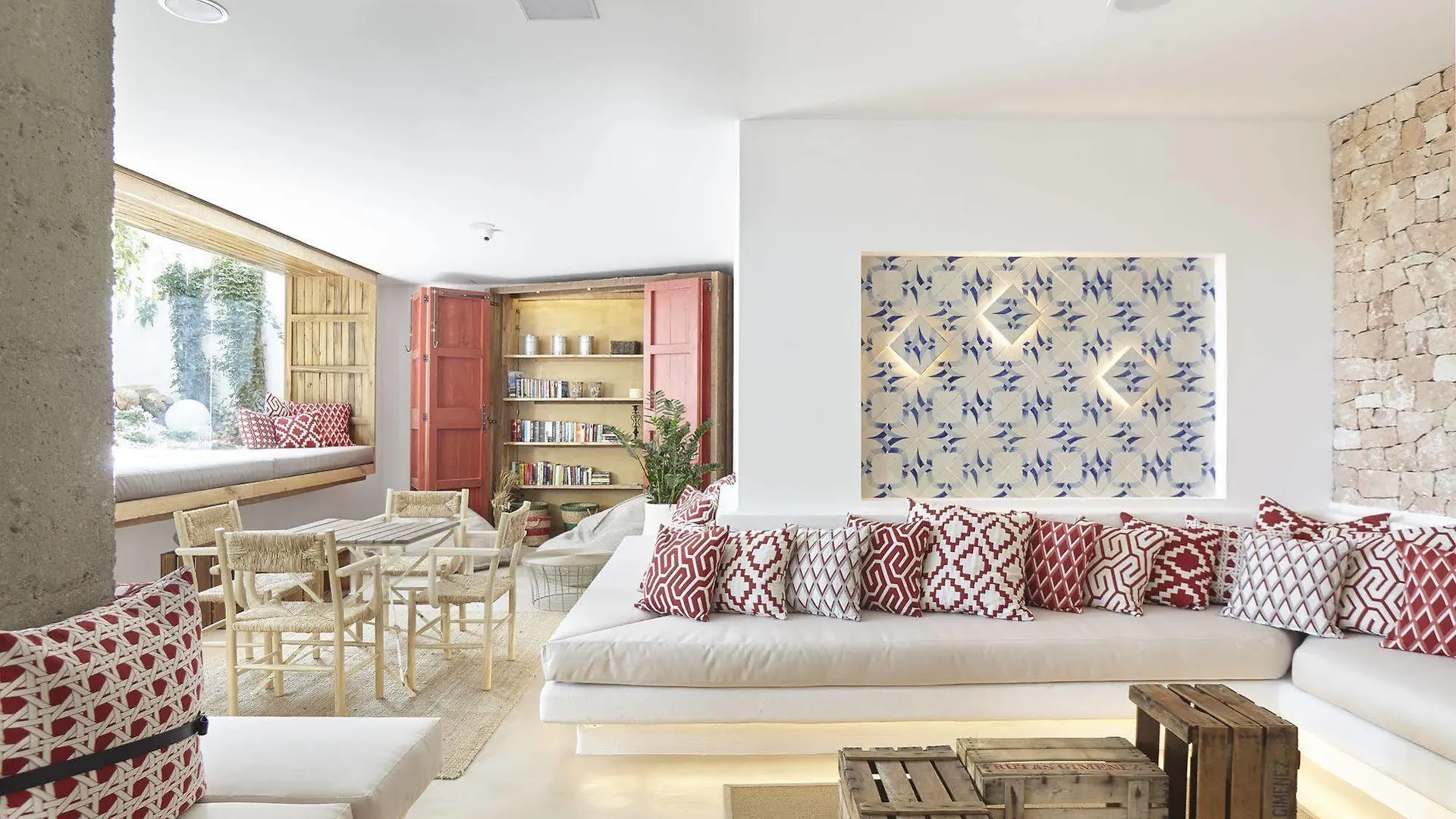 Apartamentos Castavi Es Pujols Spain